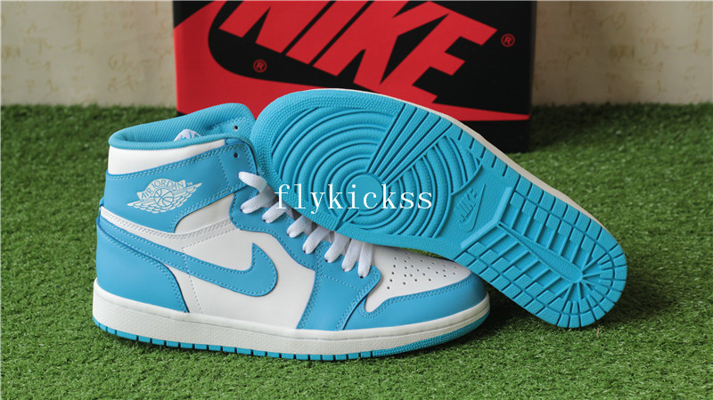 Authentic Air Jordan 1 Retro UNC